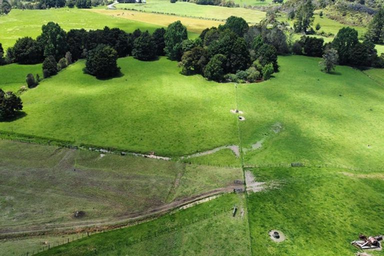 Photo of property in 6584 Mangakahia Road, Kaikohe, 0474