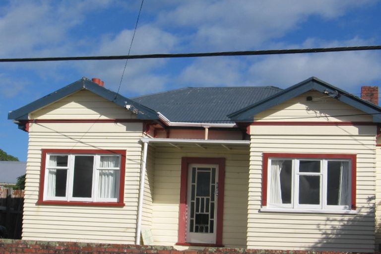 Photo of property in 4 Adelaide Street, Petone, Lower Hutt, 5012
