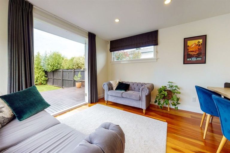 Photo of property in 22 Central Terrace, Alicetown, Lower Hutt, 5010