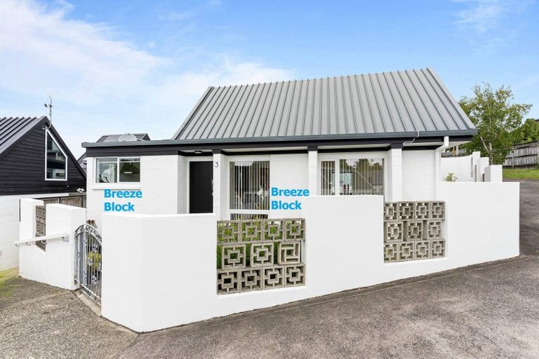 Photo of property in 3/20 Selwyn Road, Cockle Bay, Auckland, 2014