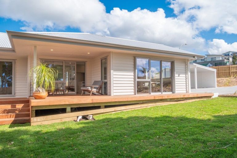 Photo of property in 1 Lori Lane, Coopers Beach, 0420