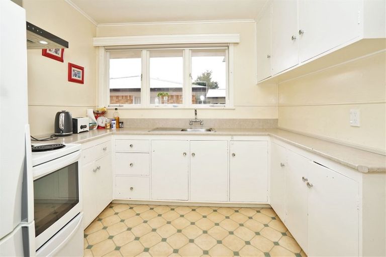 Photo of property in 16a Eton Drive, Hillcrest, Hamilton, 3216