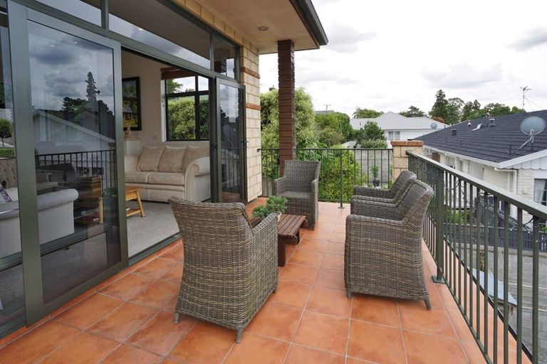 Photo of property in 7b Saint Andrews Terrace, St Andrews, Hamilton, 3200