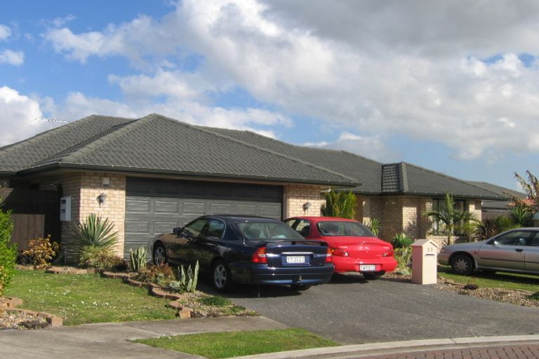 Photo of property in 23 Shankill Place, East Tamaki, Auckland, 2013