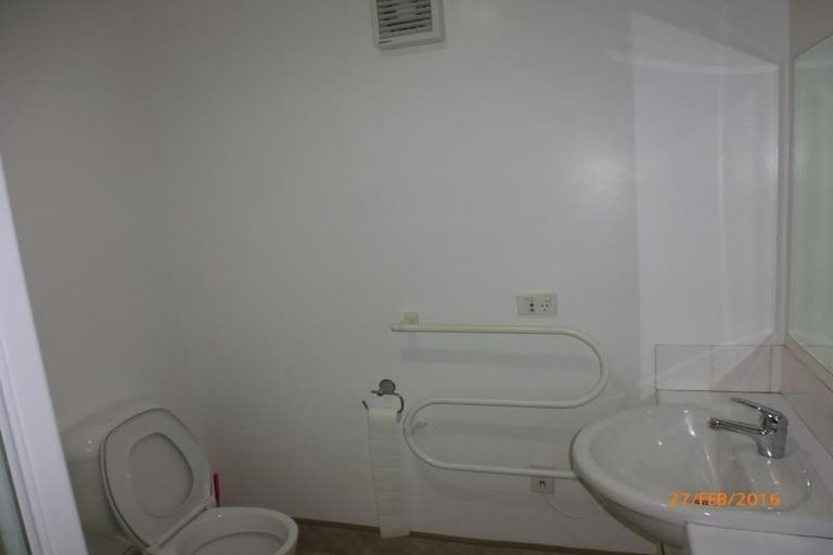 Photo of property in 19 Ballantrae Place, Thorndon, Wellington, 6011