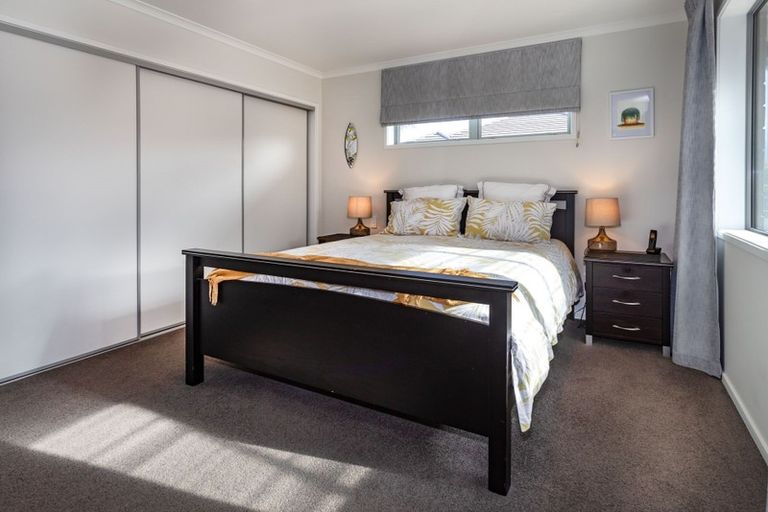 Photo of property in 13 Victoria Street, Coromandel, 3506