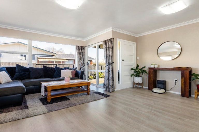 Photo of property in 70 Mears Road, St Andrews, Hamilton, 3200