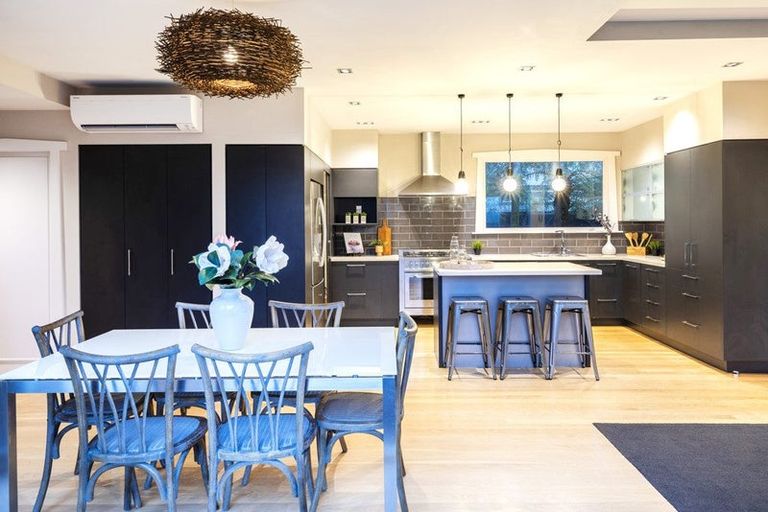 Photo of property in 128 Rutland Street, St Albans, Christchurch, 8052