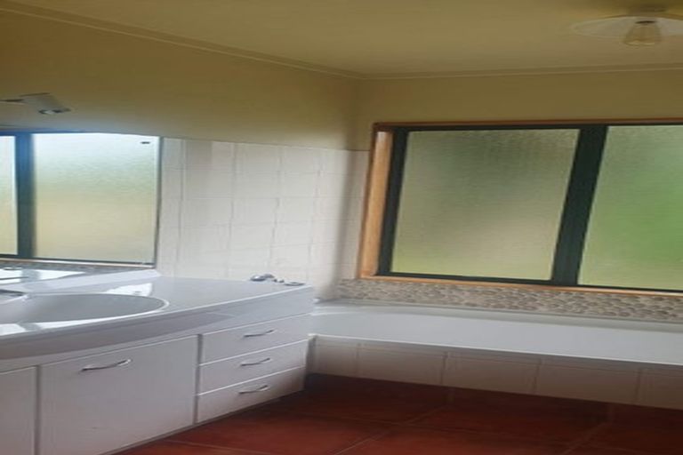 Photo of property in 171 Motutara Road, Muriwai, Waimauku, 0881