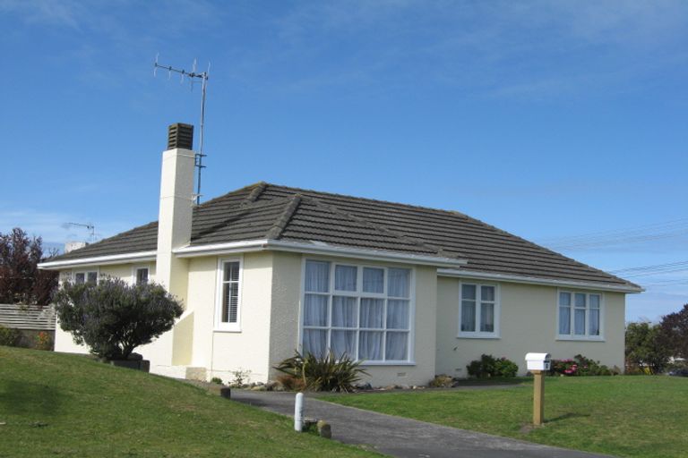Photo of property in 2 Murch Place, Tawhero, Whanganui, 4500