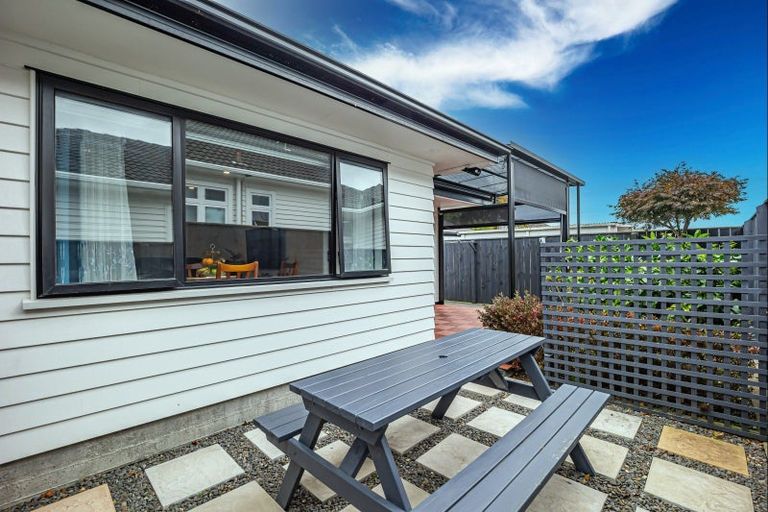 Photo of property in 23 Quinn Road, Levin, 5510