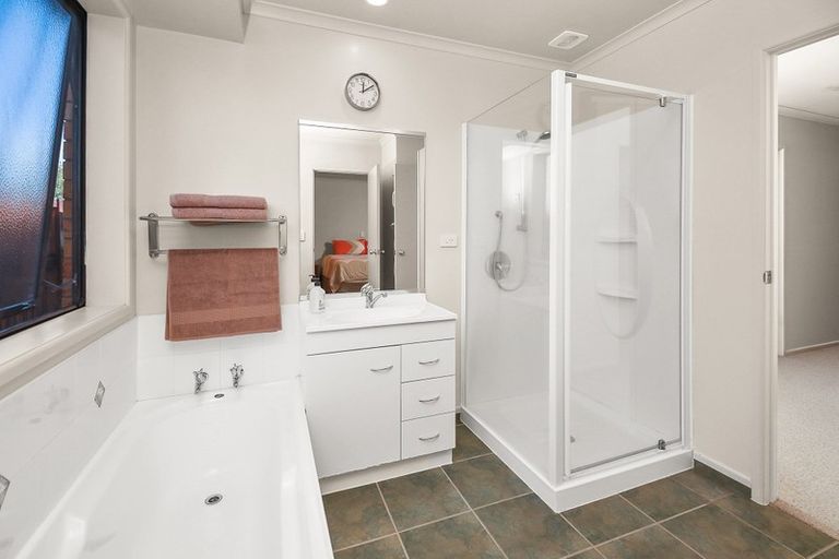 Photo of property in 6 Archer Court, Hamilton East, Hamilton, 3216