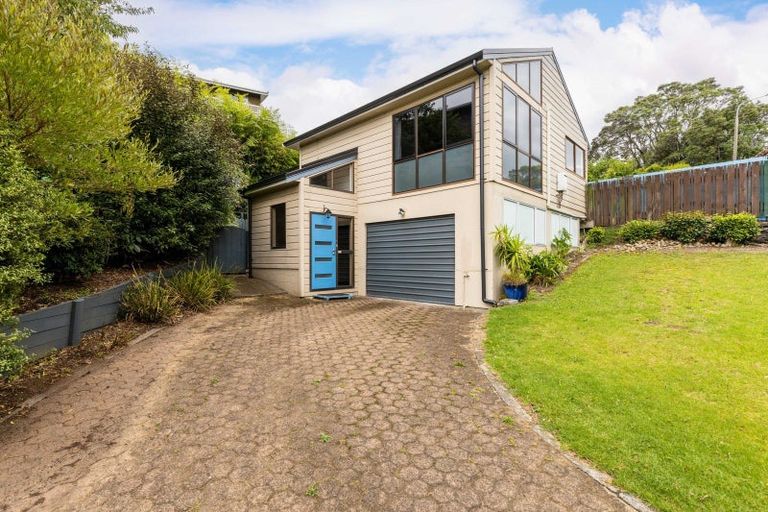 Photo of property in 121 Poplar Grove, Whalers Gate, New Plymouth, 4310