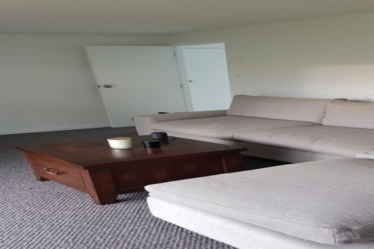 Photo of property in 2/7 Walter Street, Hauraki, Auckland, 0622