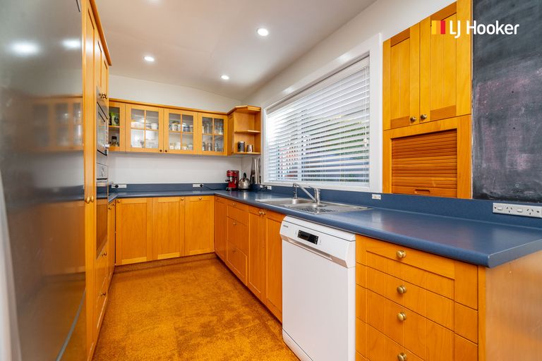 Photo of property in 31 Bangor Terrace, Kew, Dunedin, 9012