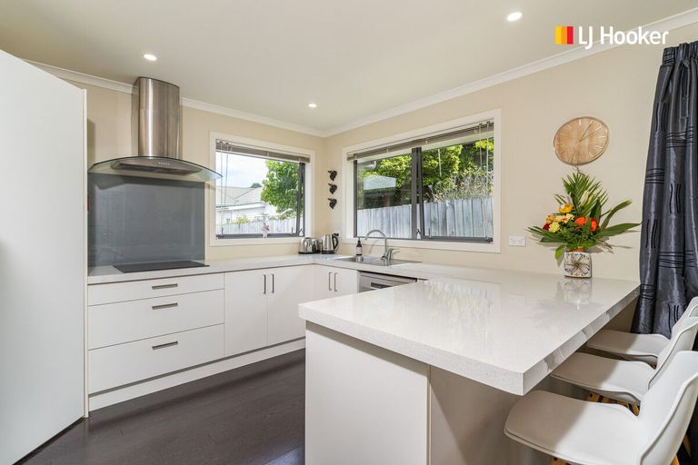 Photo of property in 77 Musselburgh Rise, Musselburgh, Dunedin, 9013