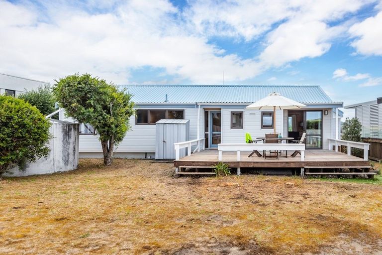 Photo of property in 40 Meiklejohn Way, Omaha, 0986