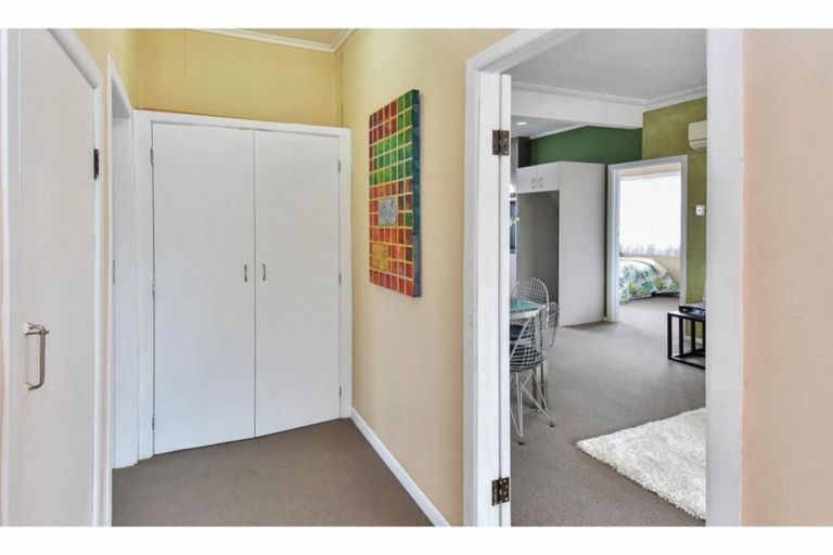 Photo of property in 1/84 Coronation Road, Mangere Bridge, Auckland, 2022