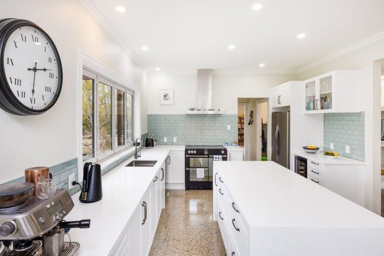 Photo of property in 32 The Bush Track, Aokautere, 4471