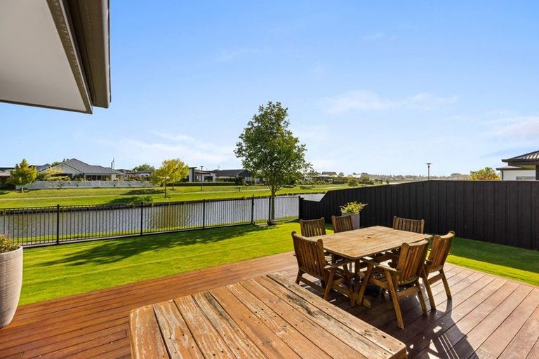 Photo of property in 62 Tiritiri Moana Drive, Pegasus, 7612