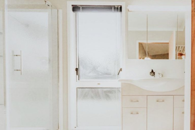 Photo of property in 345 Devonport Road, Tauranga, 3110