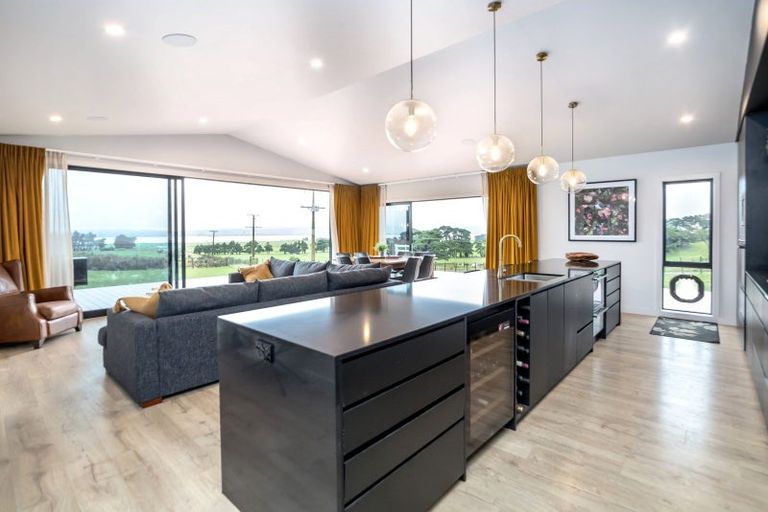 Photo of property in 52 Cross Creek Road, Western Lake, Featherston, 5773