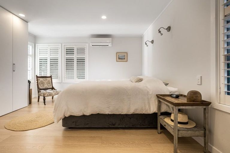 Photo of property in 2/13 Waitemata Road, Hauraki, Auckland, 0622