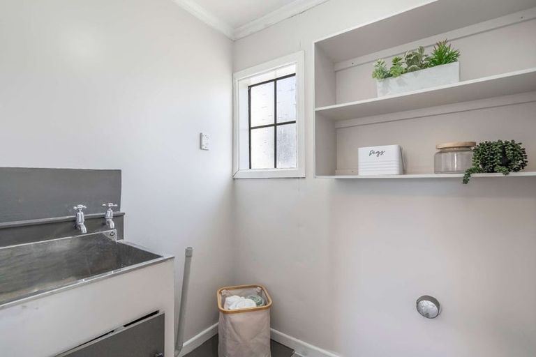 Photo of property in 36 Barrow Street, Bluff, 9814