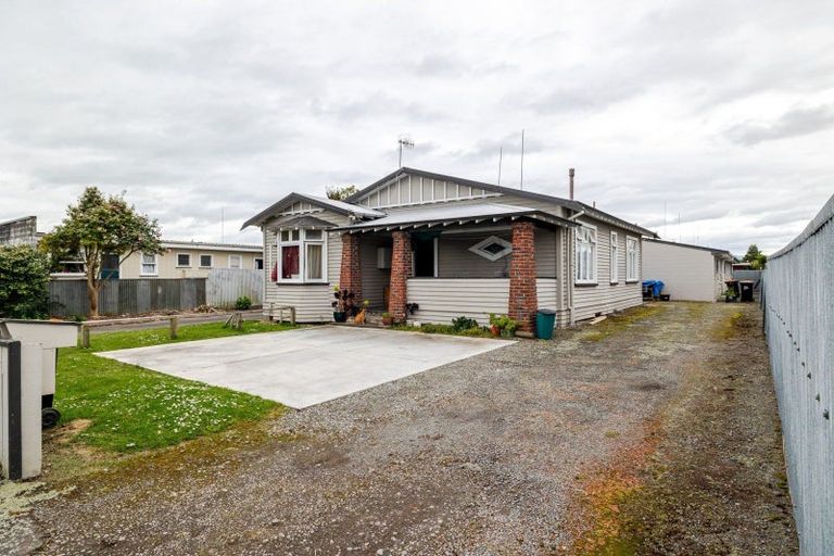 Photo of property in 37 Albert Street, Palmerston North, 4414