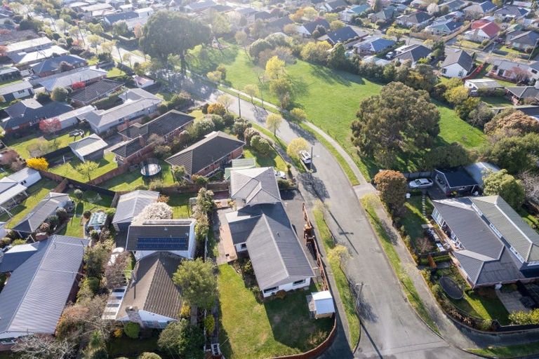 Photo of property in 22 Sevenoaks Drive, Bryndwr, Christchurch, 8053