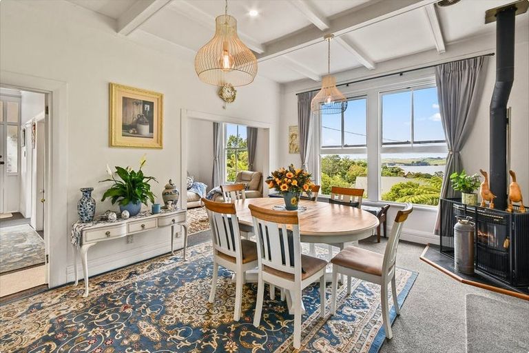 Photo of property in 196 Wade River Road, Wade Heads, Whangaparaoa, 0932