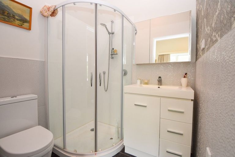 Photo of property in 144 Kent Street, Carterton, 5713