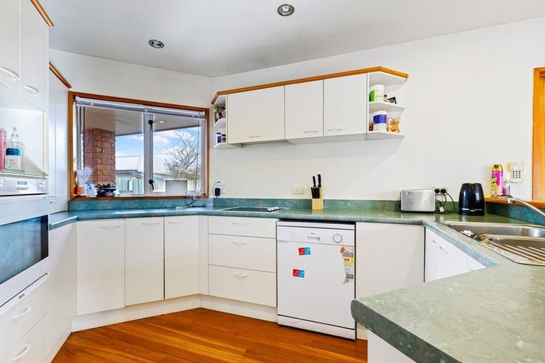 Photo of property in 139c Avonhead Road, Avonhead, Christchurch, 8042