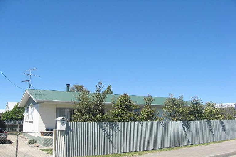Photo of property in 27 Stuart Street, Blenheim, 7201
