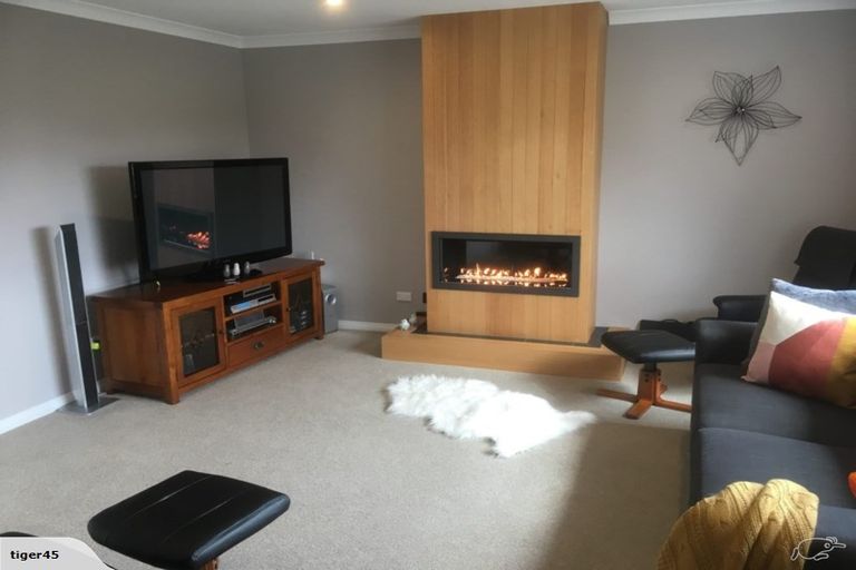 Photo of property in 8 Memorial Drive, Motueka, 7120