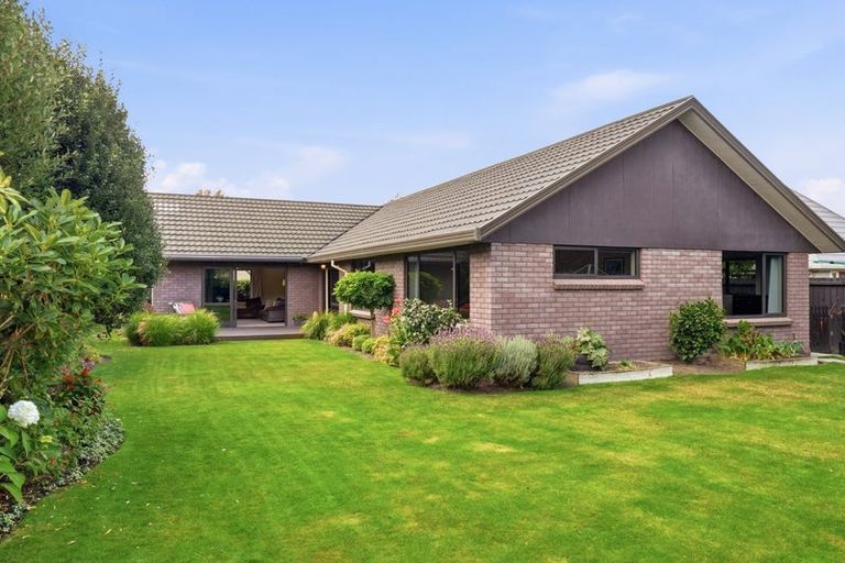 Photo of property in 55 Townshend Crescent, Halswell, Christchurch, 8025