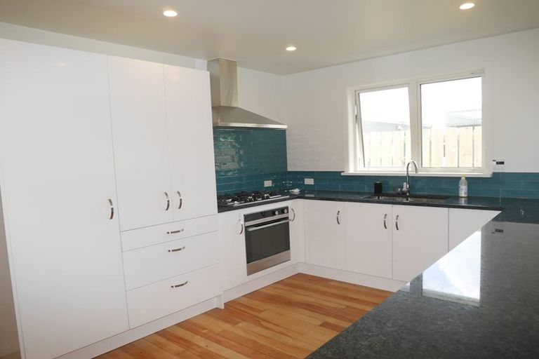 Photo of property in 1 Toru Road, Paraparaumu Beach, Paraparaumu, 5032