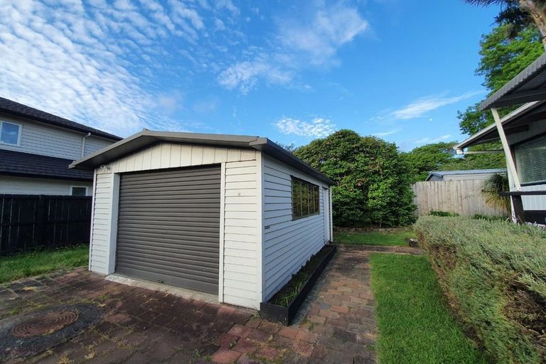 Photo of property in 2/8 Alpha Street, Papakura, 2110