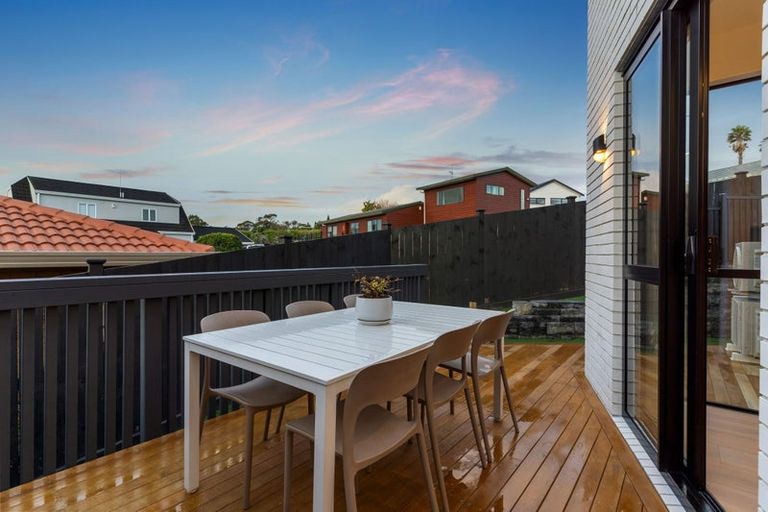 Photo of property in 14a Altair Place, Windsor Park, Auckland, 0632