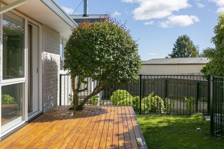 Photo of property in 10 Kensington Place, Richmond Heights, Taupo, 3330