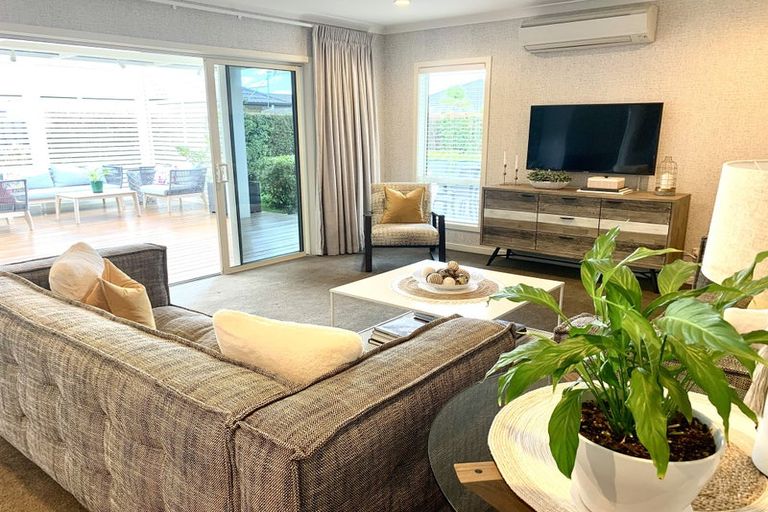 Photo of property in 14 Haast Place, Poraiti, Napier, 4112