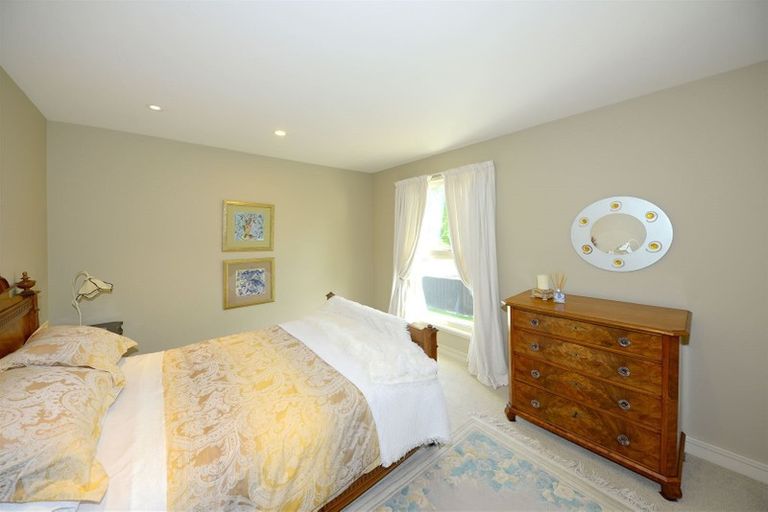 Photo of property in 1/87 Fendalton Road, Fendalton, Christchurch, 8014