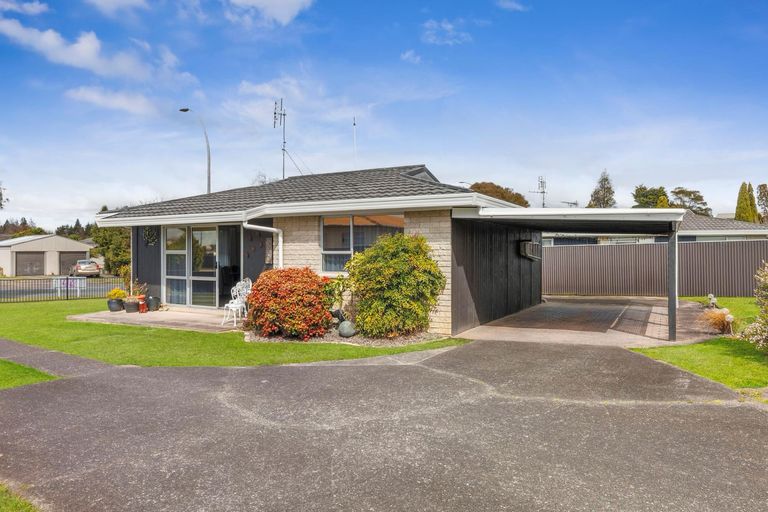 Photo of property in 426b Kahikatea Drive, Dinsdale, Hamilton, 3204