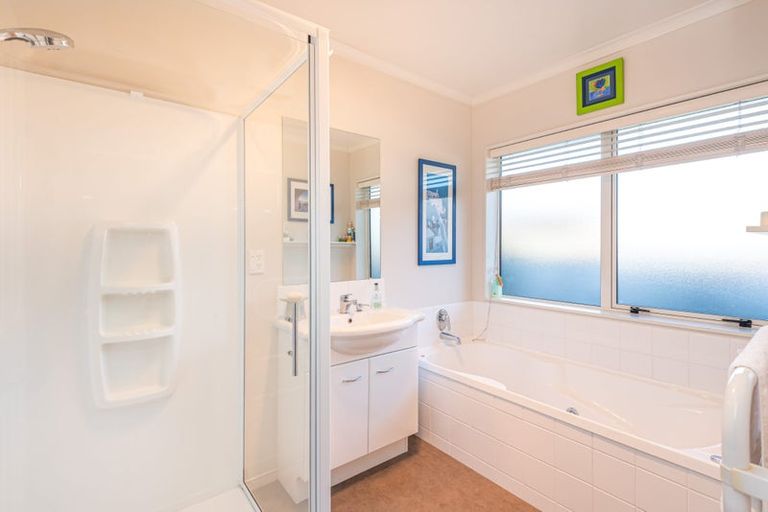 Photo of property in 7e Olivea Place, Oxford, 7430