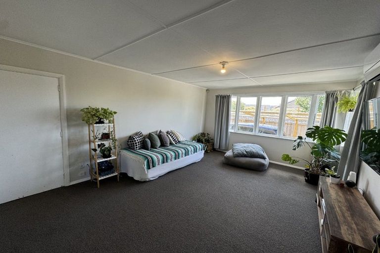 Photo of property in 37 Fenchurch Street, Redwood, Christchurch, 8051