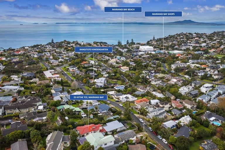 Photo of property in 1/25 Hythe Terrace, Mairangi Bay, Auckland, 0630