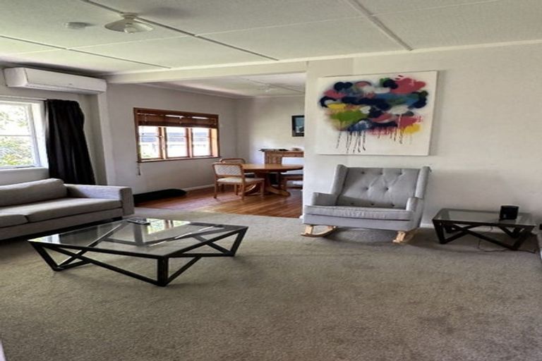 Photo of property in 3 Olwyn Terrace, Dinsdale, Hamilton, 3204