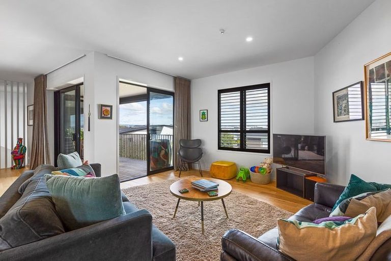 Photo of property in 3/85 Bomb Point Drive, Hobsonville, Auckland, 0616