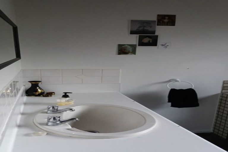 Photo of property in 47 Wairau Road, Oakura, 4314