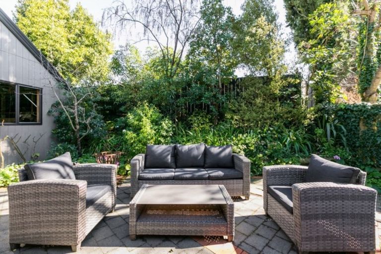 Photo of property in 21a Toop Street, Havelock North, 4130